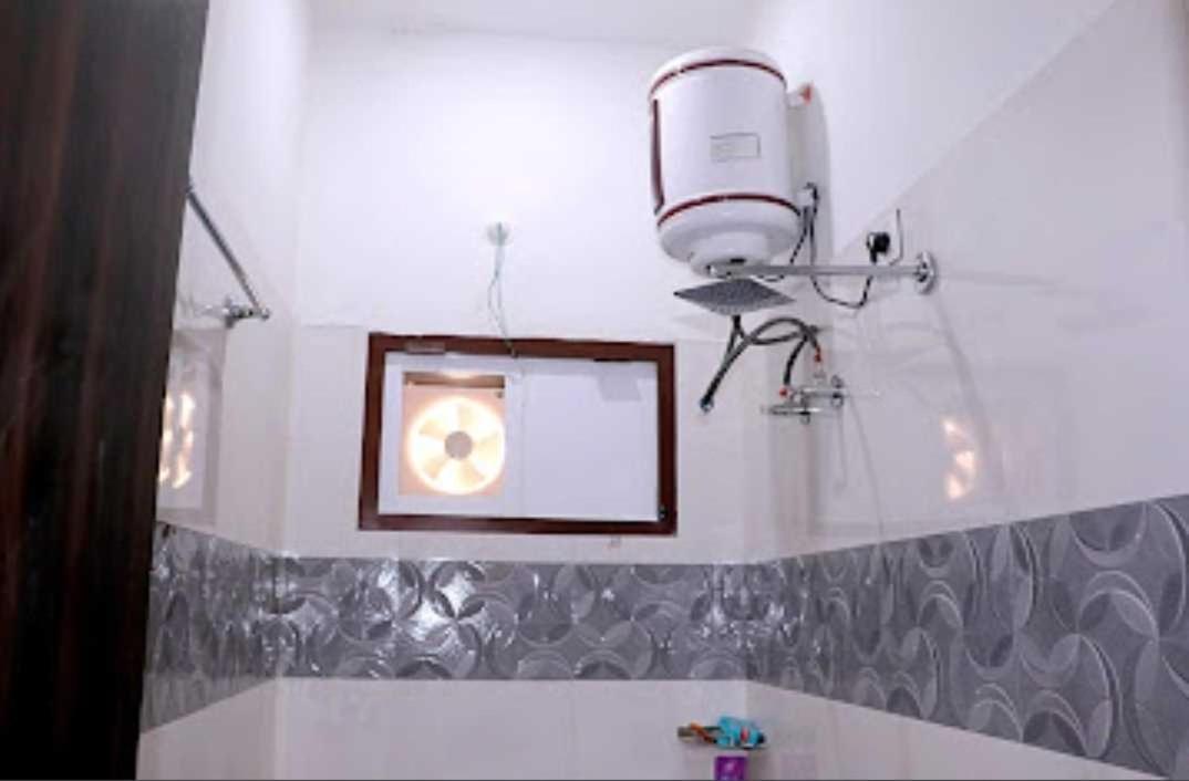 Oyo Palace Hotel Rohtak Bagian luar foto